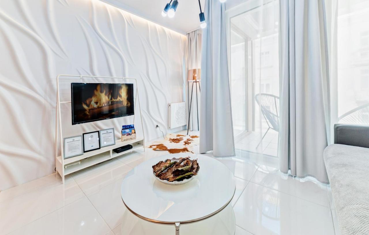 Apartamenty Homely Place Centrum - Stary Rynek - Parking Poznan Exterior foto
